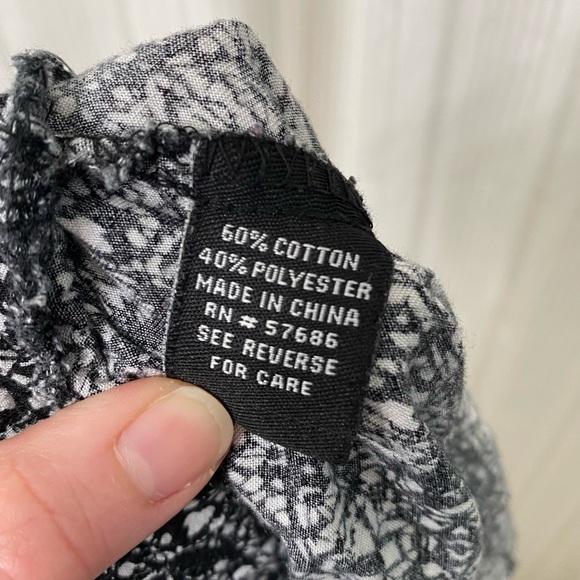 🌈5/$25 BUNDLE! New Look 👀 Black & white lounge pants/joggers with POCKETS - Picture 3 of 4